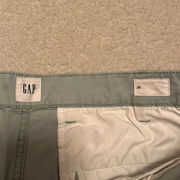 Men’s Gap Shorts Size: 36 - Picture 3 of 3